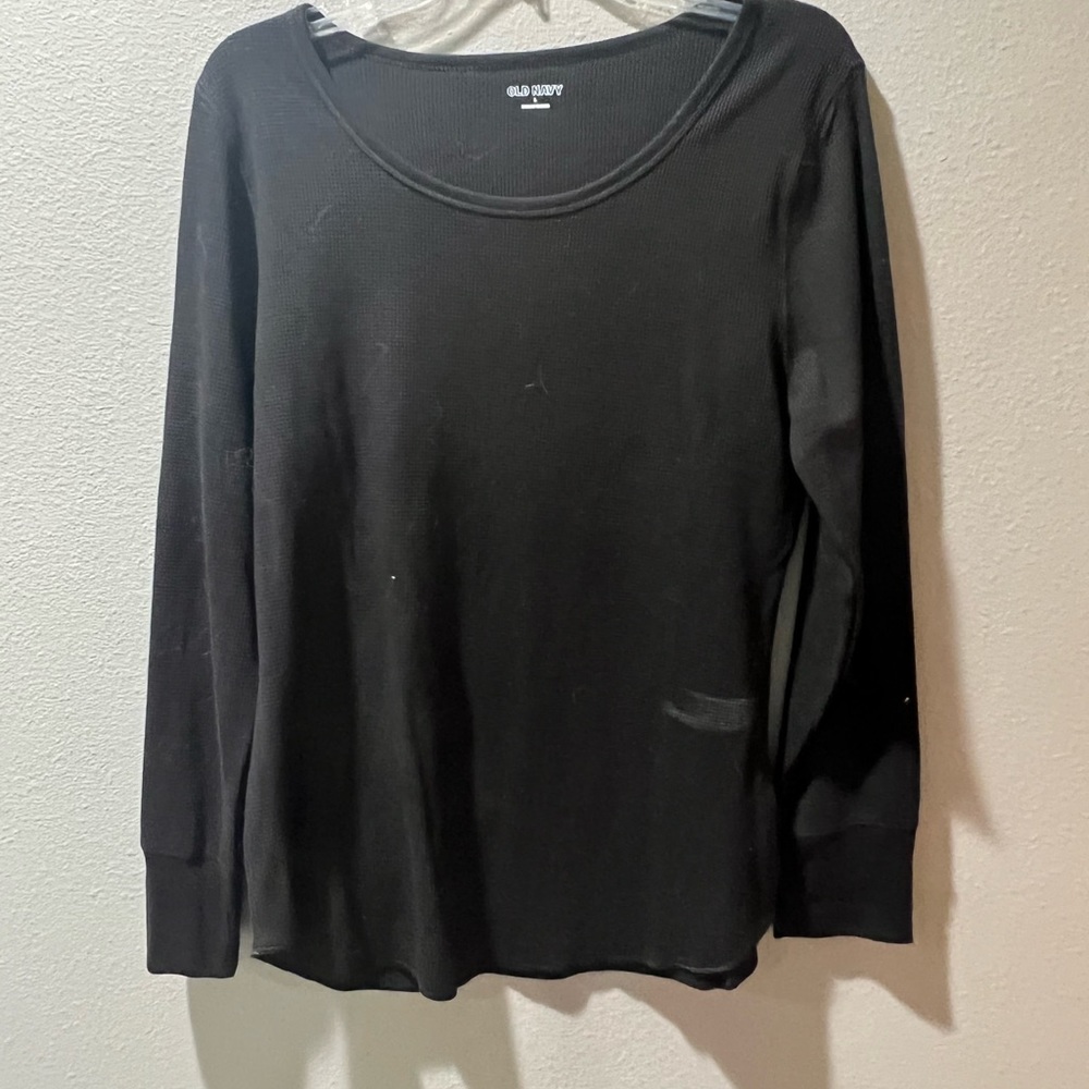 Old navy black pj shirt